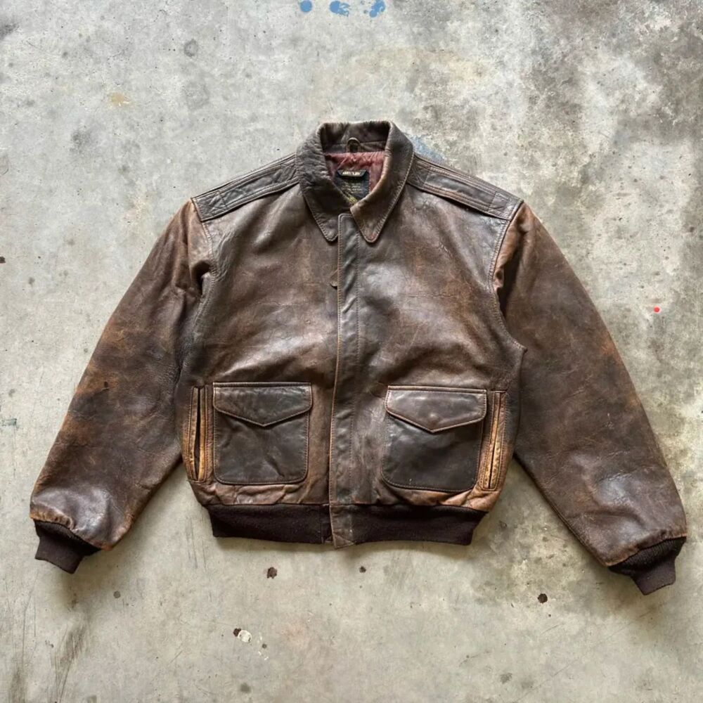 Vintage Avirex A-2 Leather Bomber Jacket Size Large